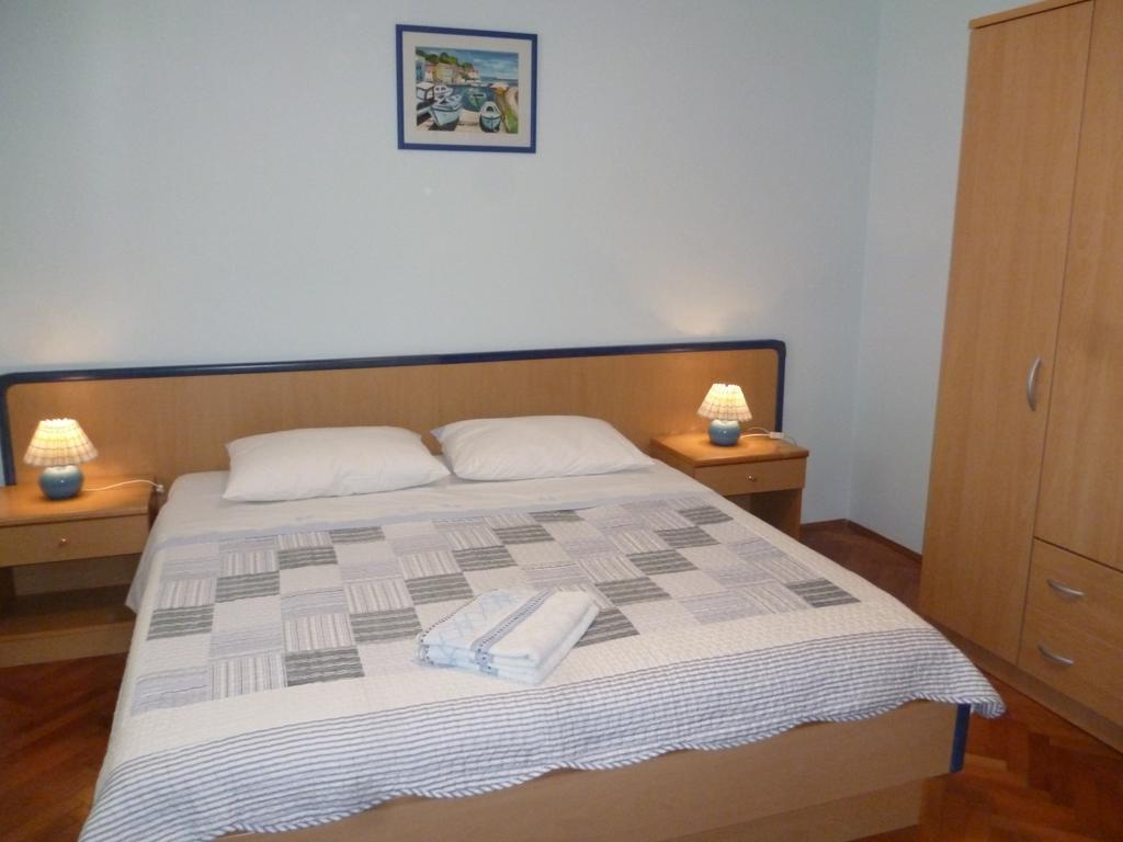 Apartment Marisa Mali Losinj Exterior photo