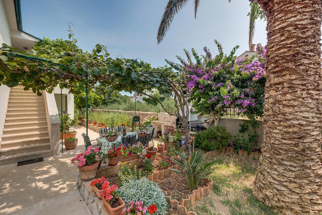 Apartment Marisa Mali Losinj Exterior photo