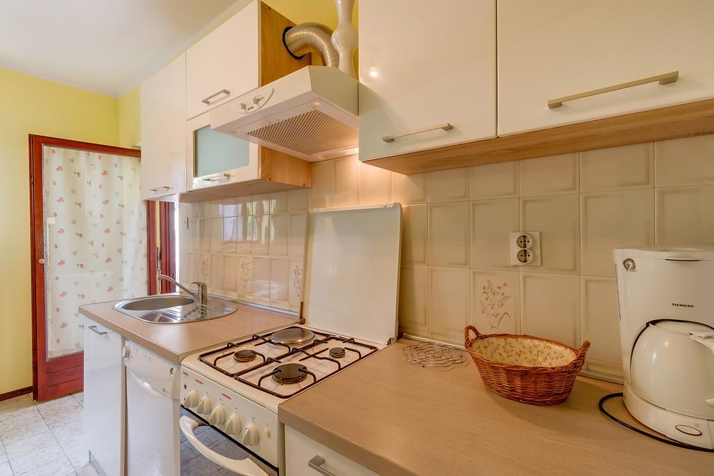 Apartment Marisa Mali Losinj Exterior photo
